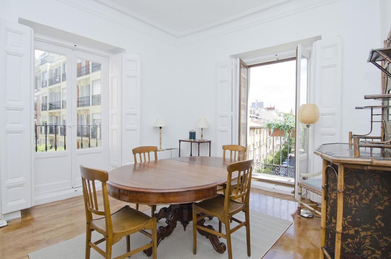 Apartamento Paseo Del Prado II En Madrid Buitenkant foto